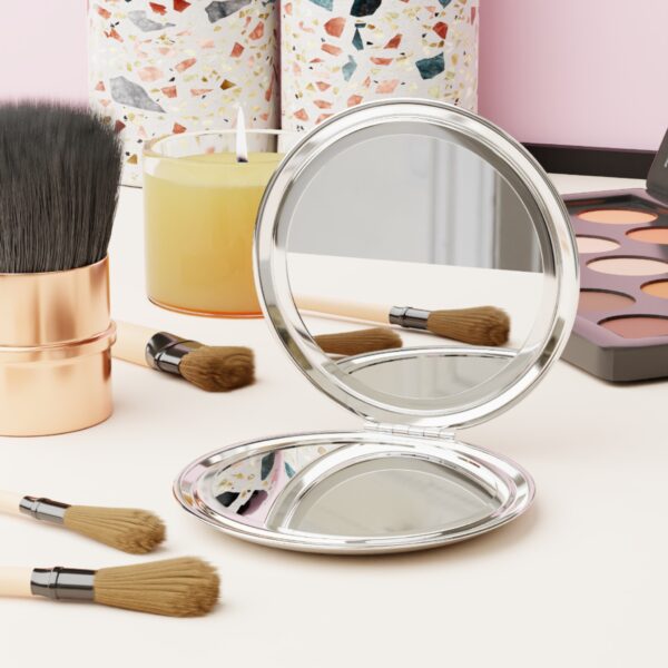 Official Go101 Compact Travel Mirror - Image 2